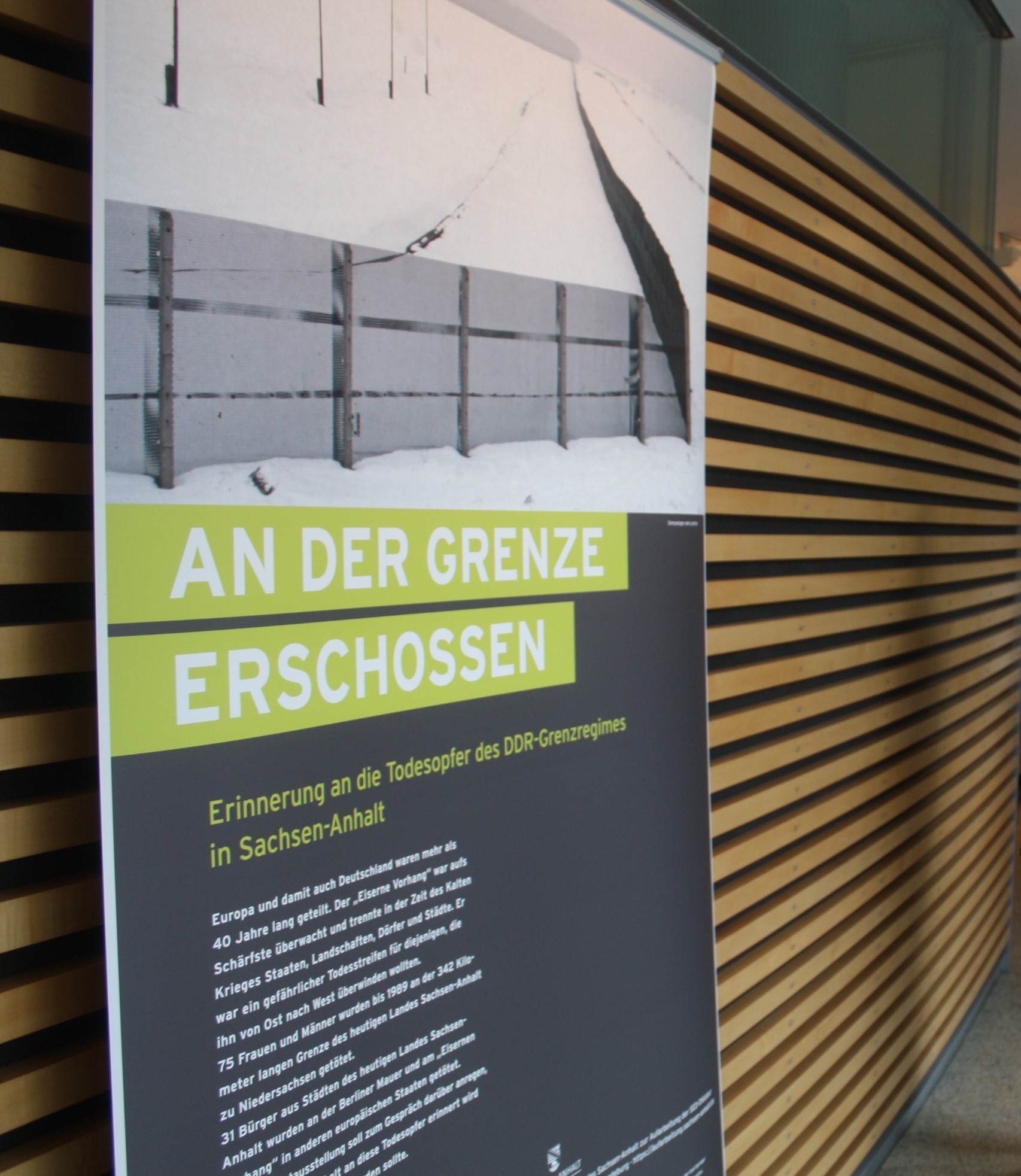Wanderausstellung „An der Grenze erschossen. Erinnerung an die Todesopfer des DDR-Grenzregimes in Sachsen-Anhalt“