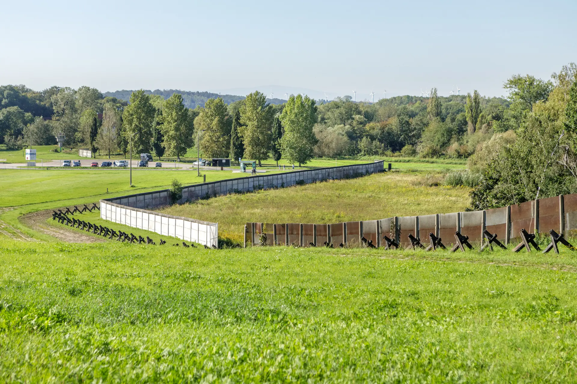 Eine Stromtrasse über das Grenzdenkmal Hötensleben?